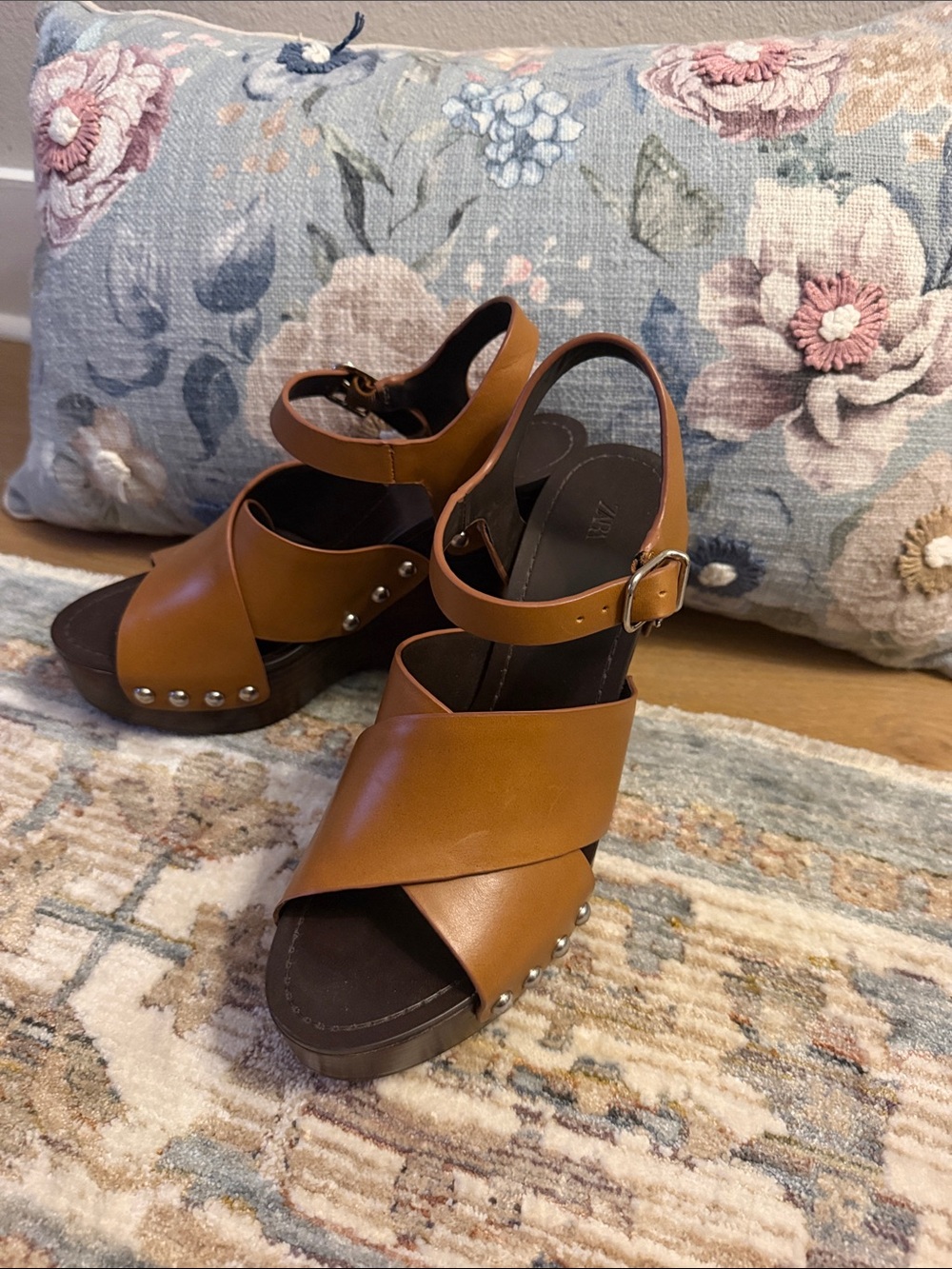 Zara Brown Leather Cross-Strap Wedge Sandals with Stud Details